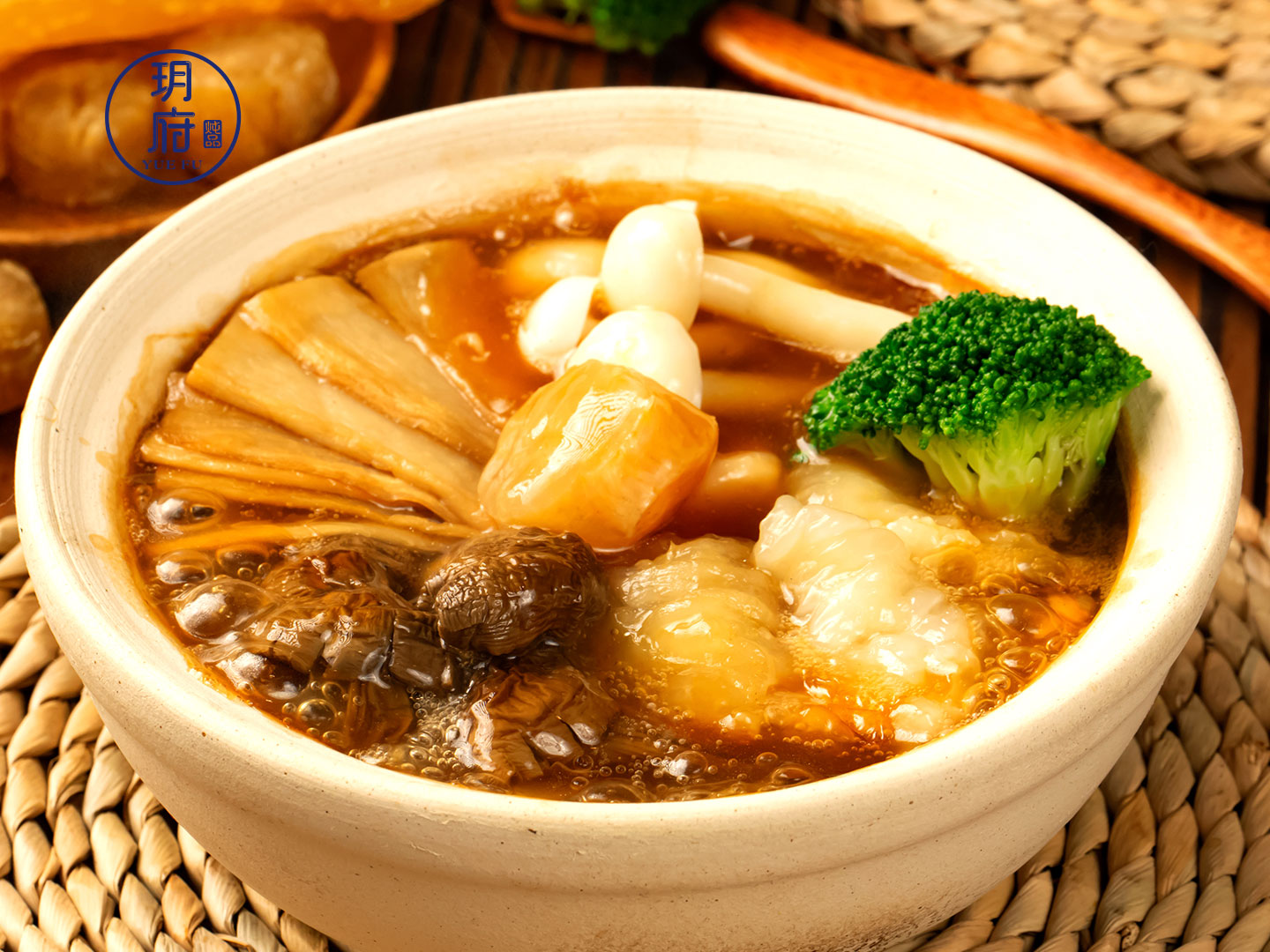 鲍汁汇山珍捞饭