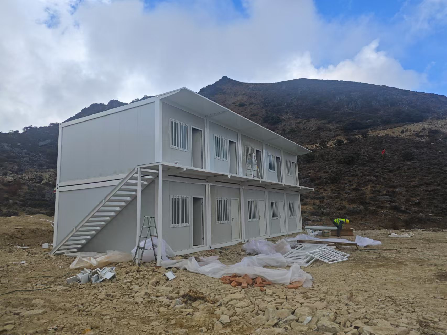 涼山彝族三局錦屏項目部